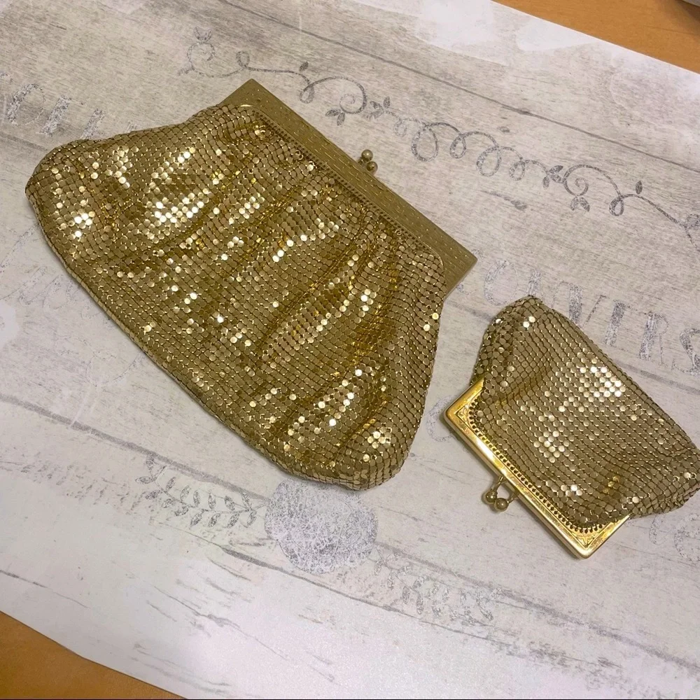 2/ Whiting & Davis Silver Mesh Coin Purse - 1930's Wallet